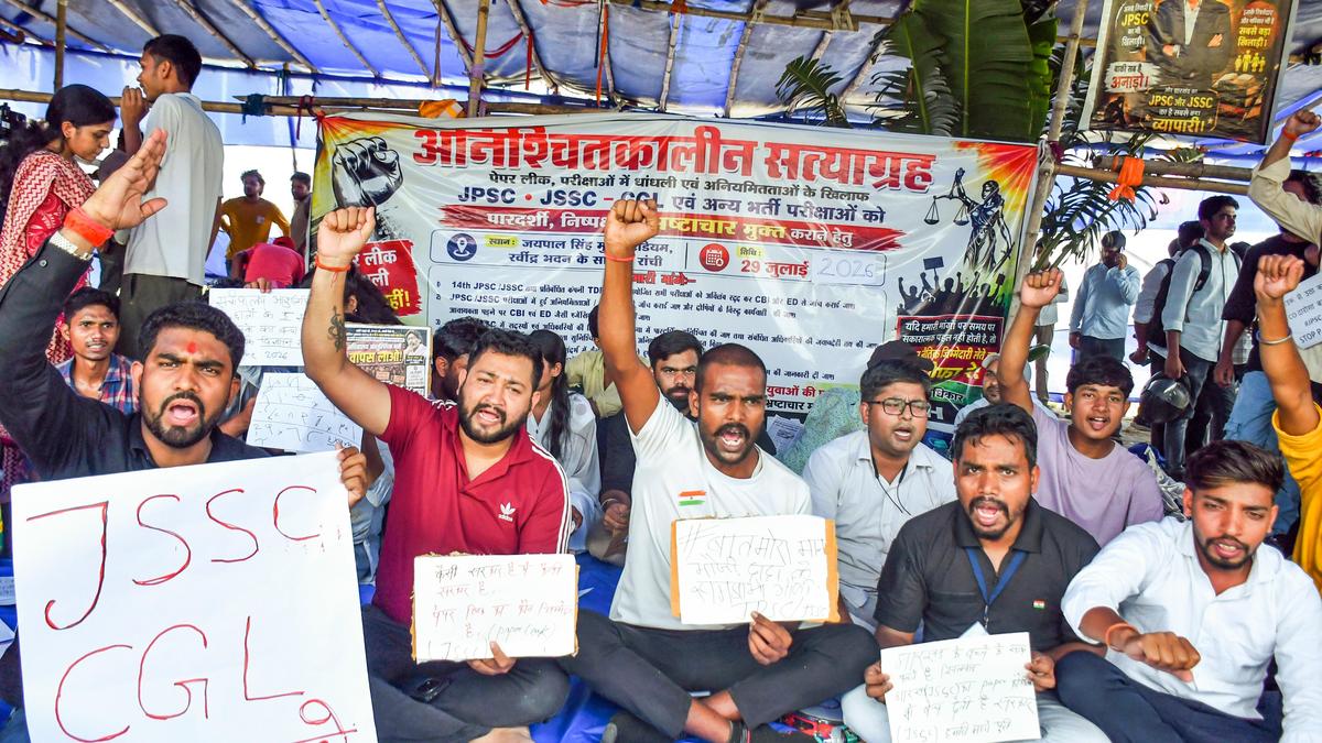 Jharkhand job aspirants' protest intensifies as five more sit on hunger strike in Ranchi