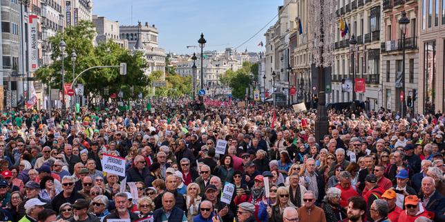 25,000 rally in Madrid demanding state pension guarantees