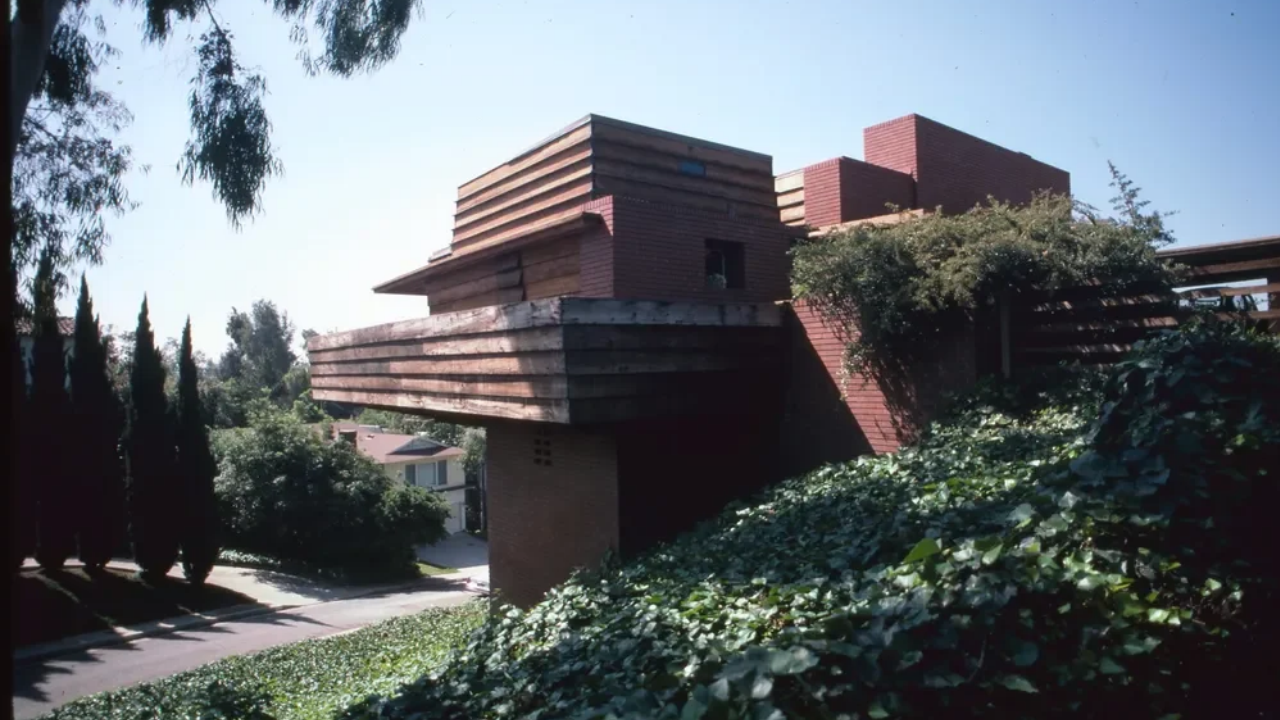 Frank Lloyd Wright's 1939 LA house at risk from neglect, experts warn