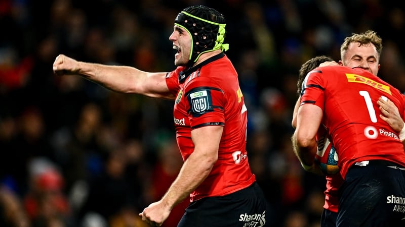 URC: Leinster v Munster updates