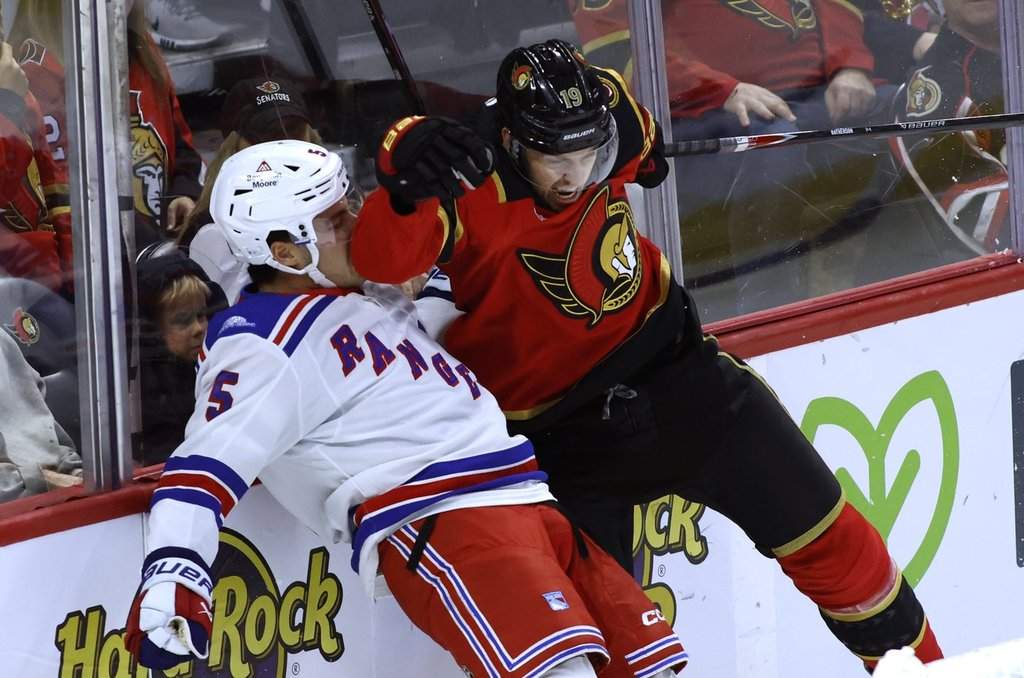 Batherson nets hat trick as Senators sink Rangers