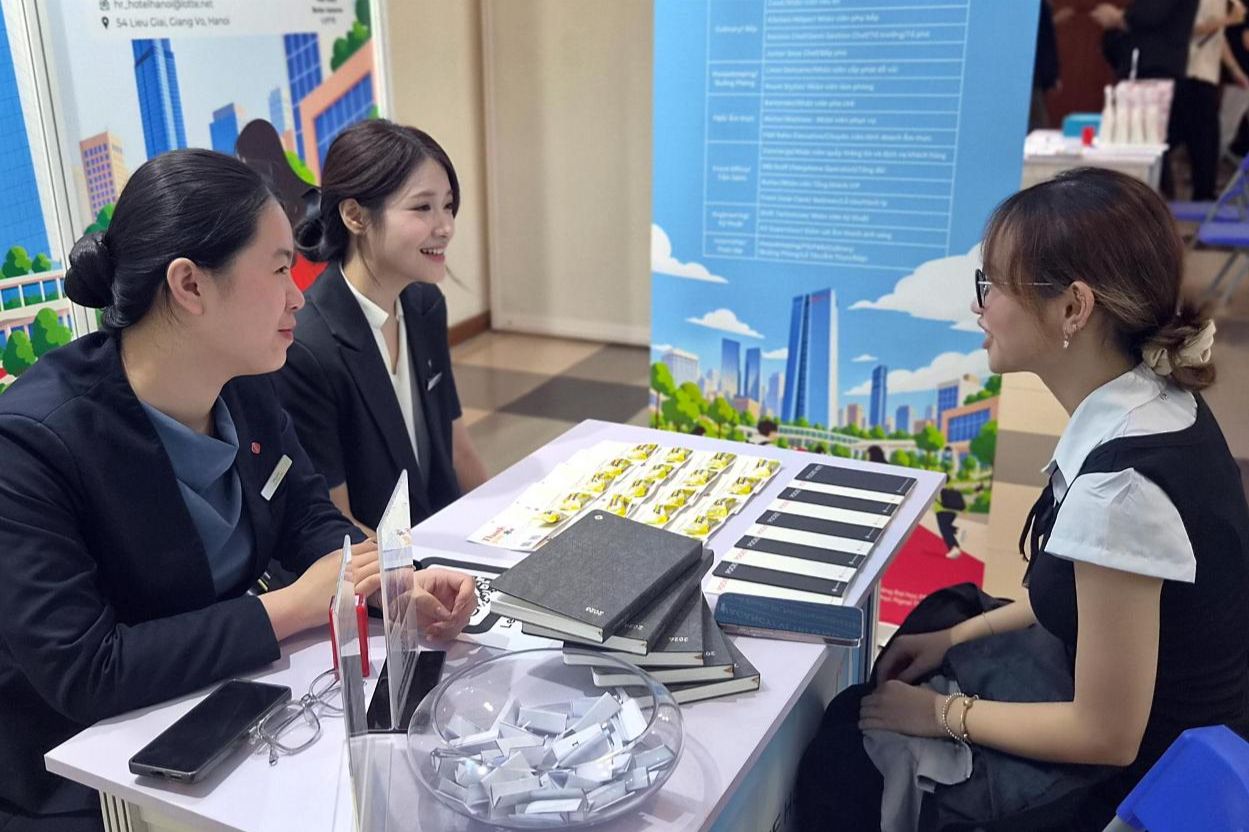 Lotte steps up recruitment of Vietnamese workers