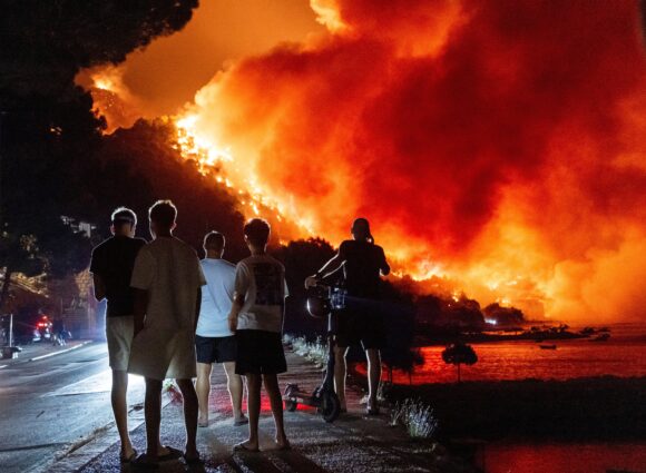Europe’s Heatwaves Expose Insurance Gap as Business Losses Mount