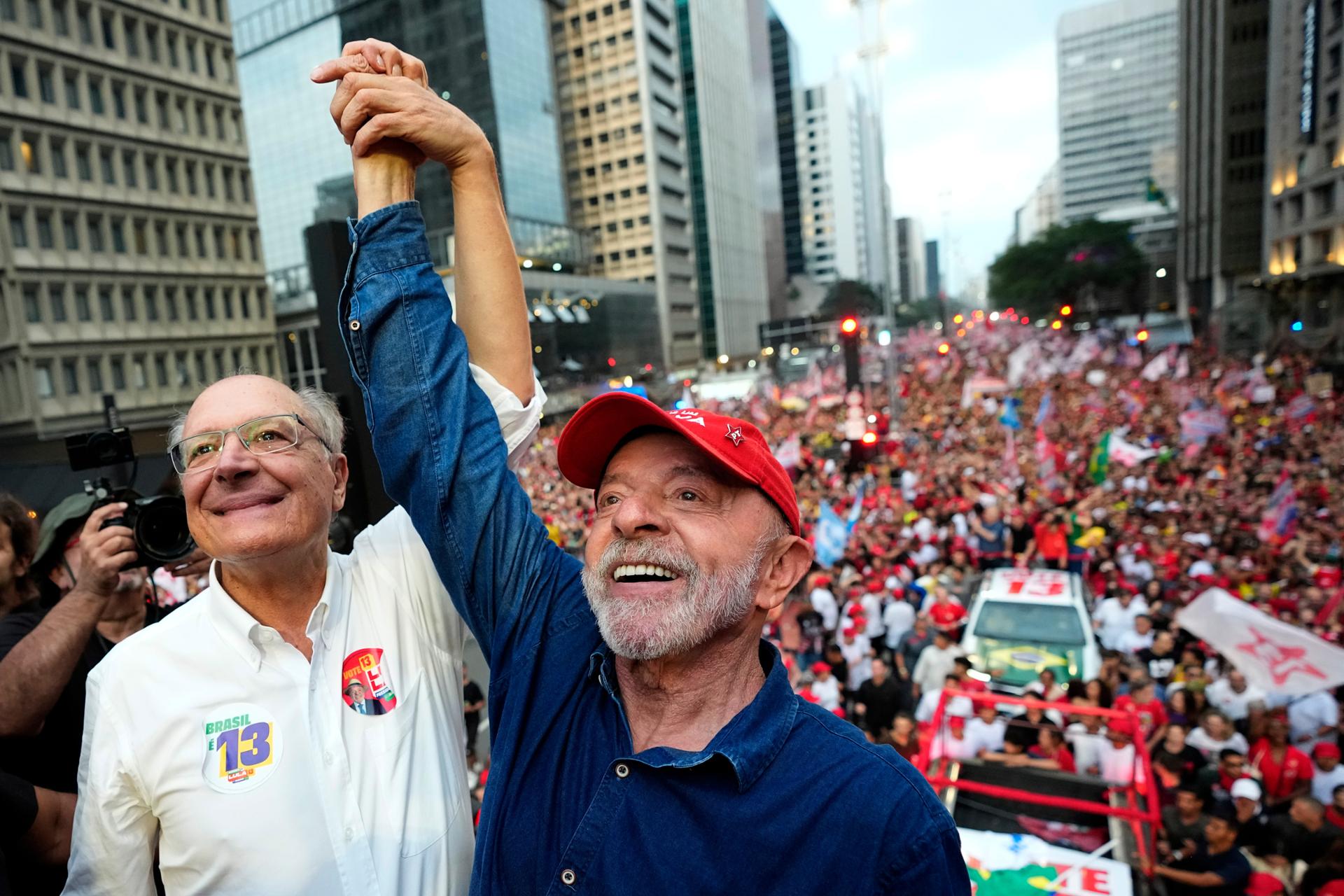 Brazil faces tense Lula vs. Bolsonaro runoff with US influence over Latin America at stake