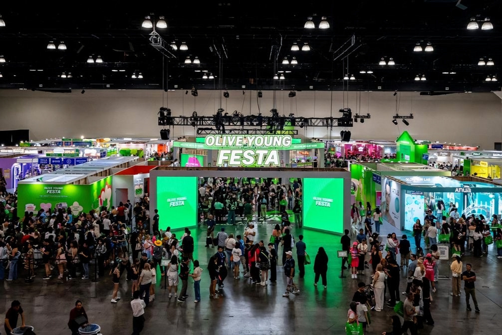 CJ Olive Young attracts 100,000 visitors to inaugural US K-beauty festival in Los Angeles