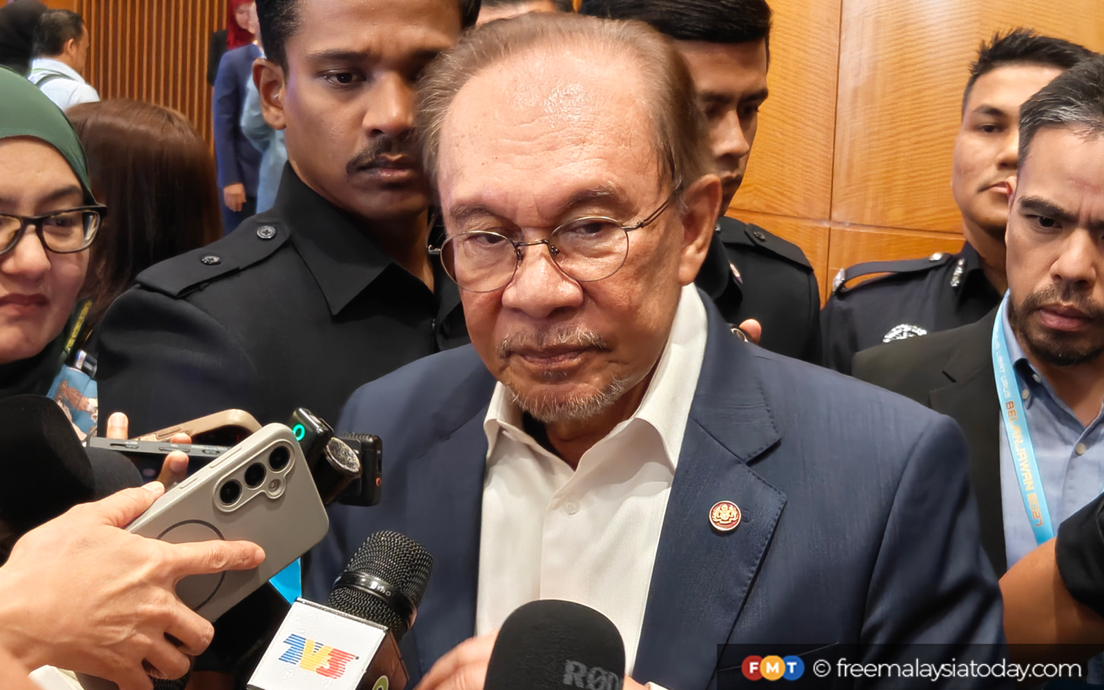 Govt open to study on integrating GST, SST