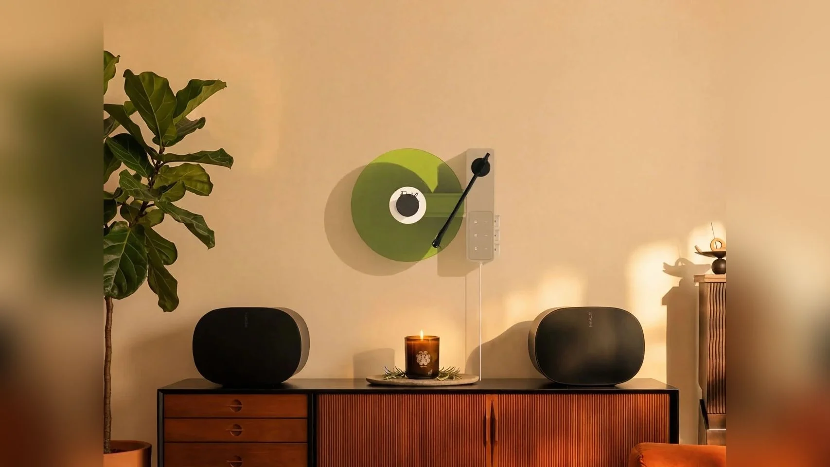 Ruka TD-1 Turns Your Vinyl Records Into Functional Wall Art