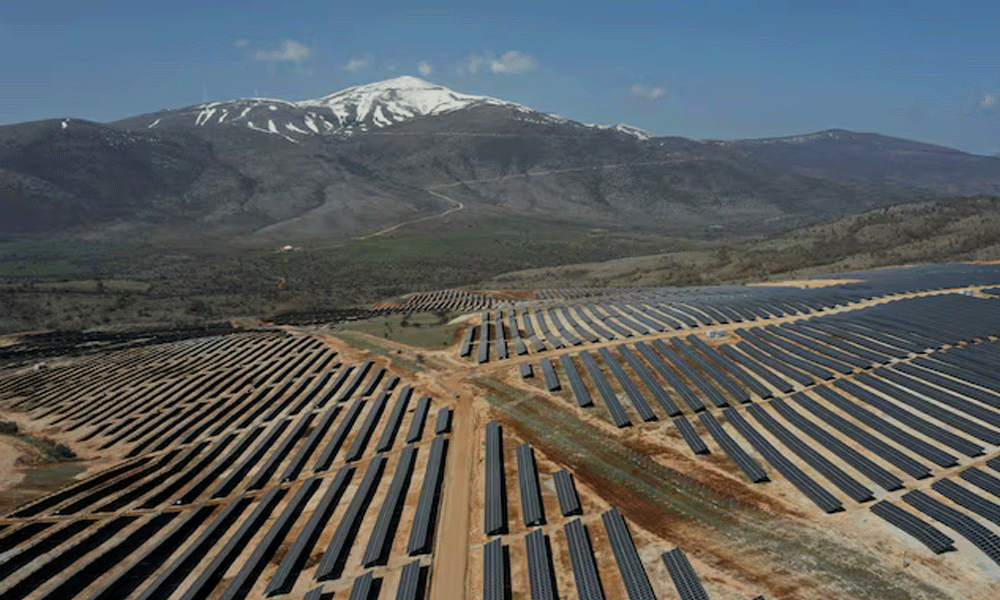 China's July solar exports fall 21.4% as loss of tax incentive continues to weigh