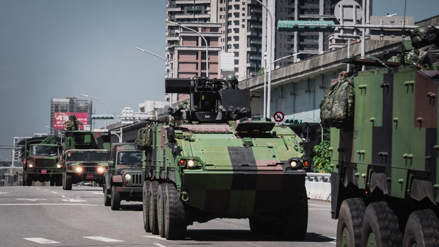 Defense: Taiwan curtails mobile Internet during military drills