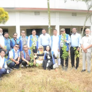 Dynamic City Lions Club, Salma-Adil Foundation holds eye camp & rehabilitation program in Banshkhali