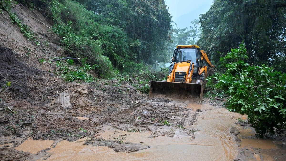 Nilgiris district hit by 62 minor landslips in a day till October 25 morning
