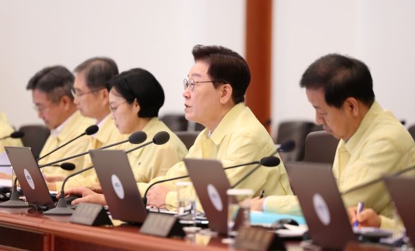 Lee: S. Korea Must Strengthen Its Independent Defense Capabilities