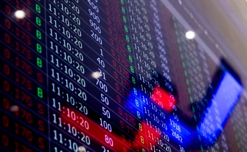 Bursa Malaysia stays higher at midday