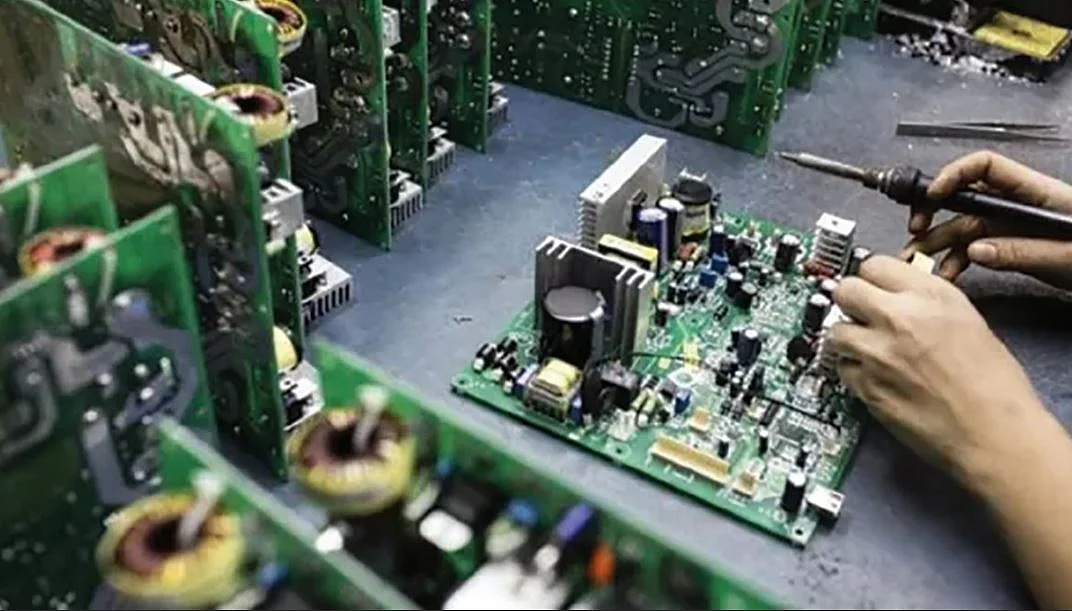 Stocks Of Electronics Manufacturers Rise Up To 2% As Govt Clears 31 Projects Worth ₹7,877 Crore Under Component Scheme