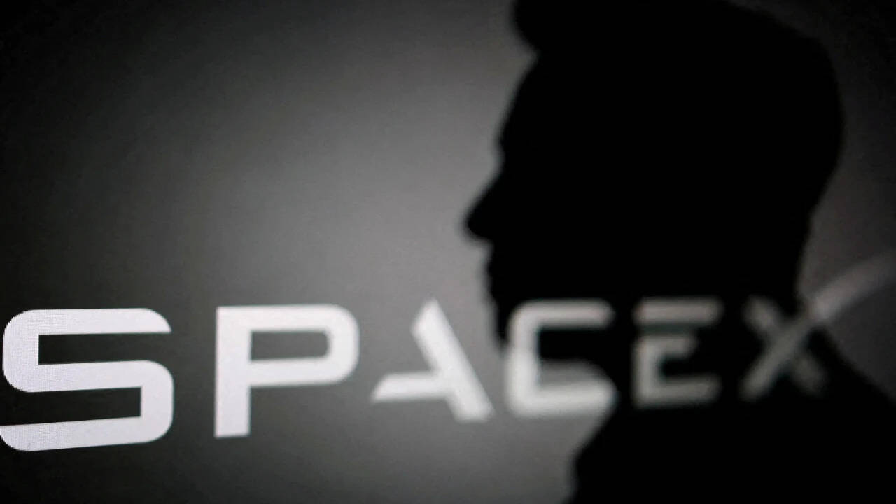 Elon Musk says SpaceX raised $40 billion in debt for GPUs