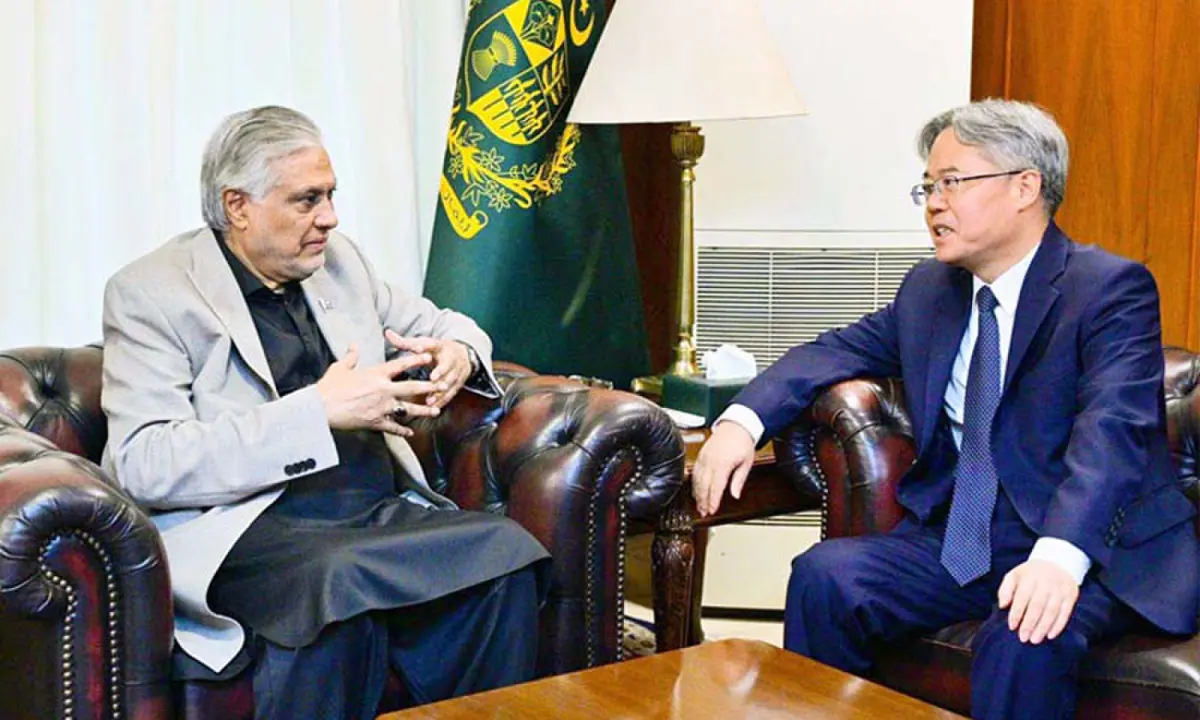 DPM Dar, Chinese envoy review CPEC progress