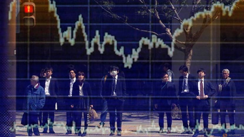 Japan's Nikkei falls for a 3rd day as tech sector weighs, energy shares rise