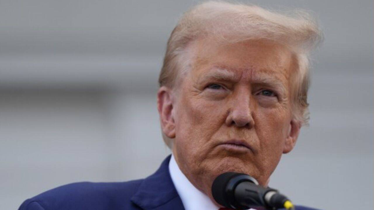 Trump attacks Bill Maher in 1,300-word Truth Social post after White House dinner