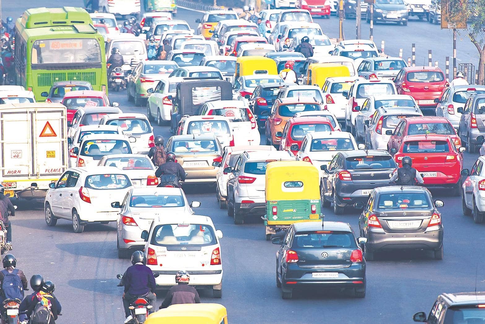 Govt amends motor vehicle rules to allow flex-fuel vehicles running on E100