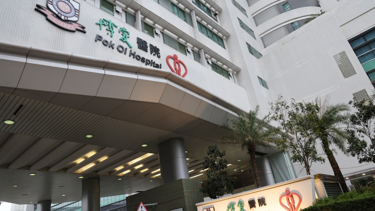 Man bitten after being chased by 3 dogs on his way to work in Yuen Long