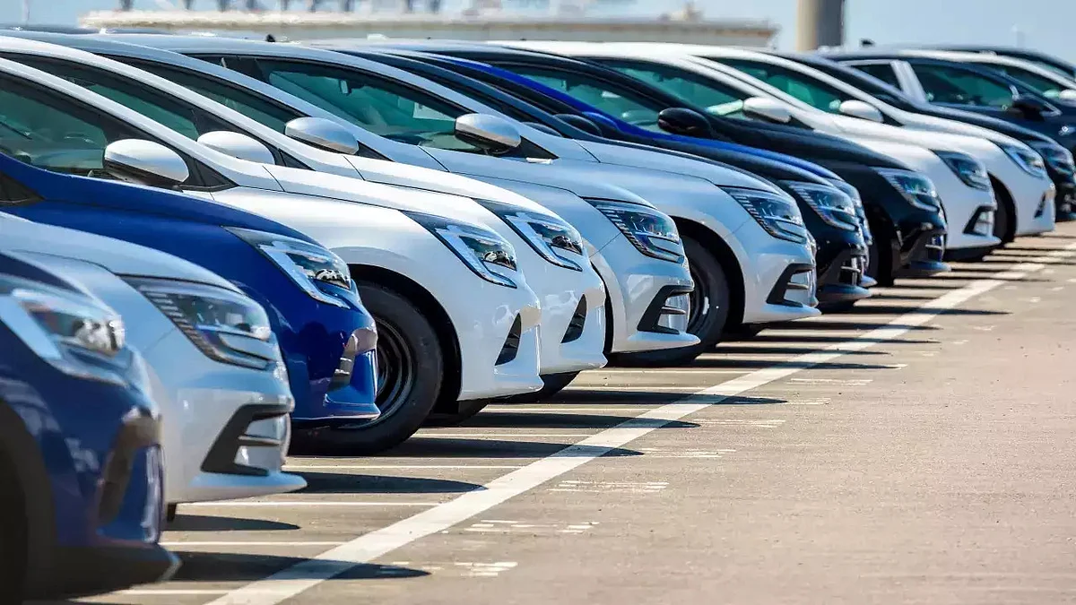 MoRTH Proposes 5-Year Age Extension For Electric, Hydrogen & Natural Gas Commercial Vehicles Under National Permit System