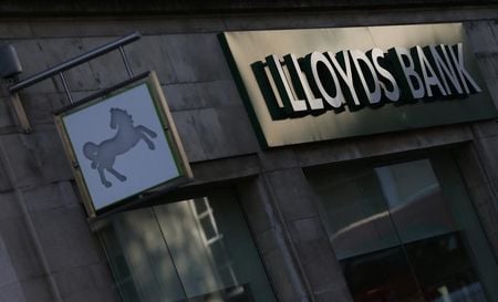 Lloyds Banking Group to redeem £500m subordinated debt