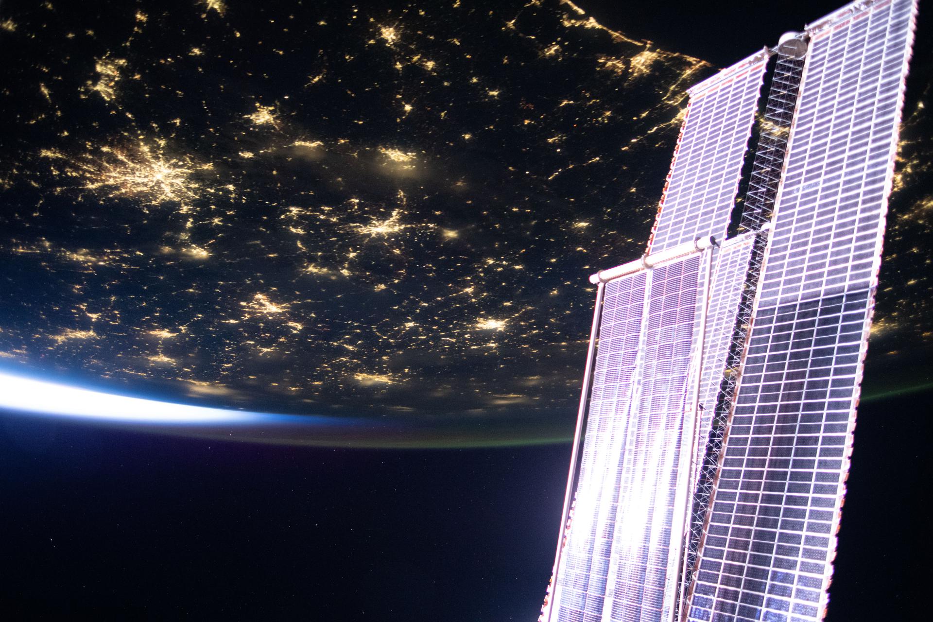 Week Begins with Robotics Prep for Spacewalk and Advanced Research