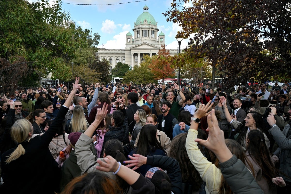 Serbian student movement eyes power after election triumph