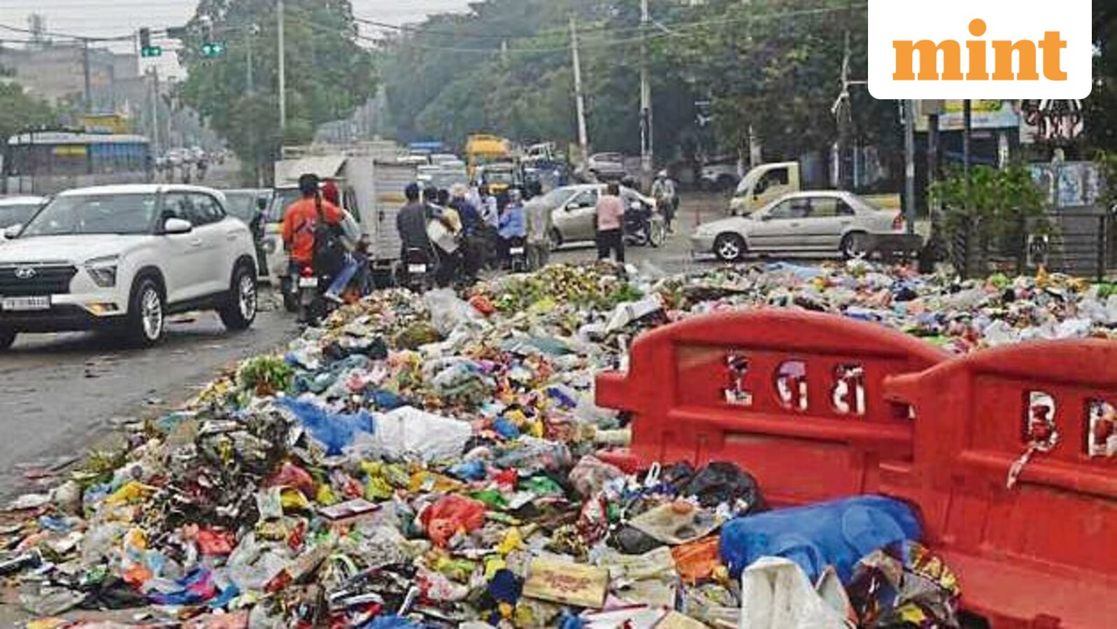 India generates 1.7 Lakh tonnes of municipal waste daily; nearly 40% not formally processed: Report