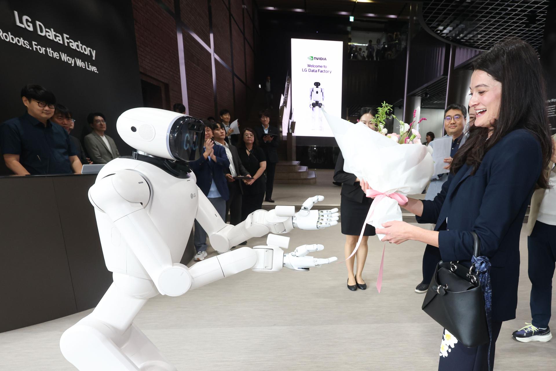 Nvidia executive visits LG Electronics robotics hub