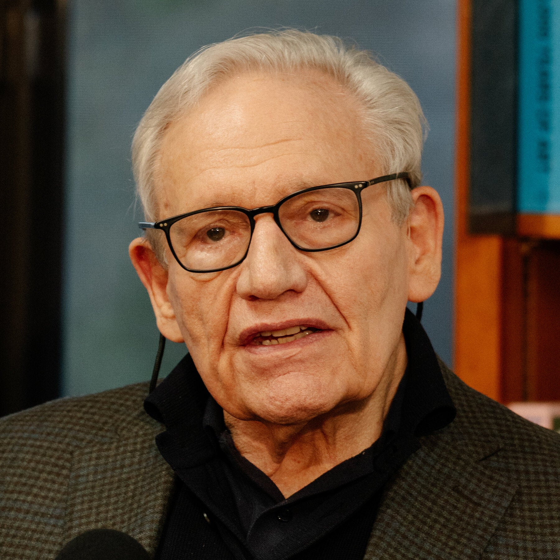 Bob Woodward Criticizes Jeff Bezos in New Memoir