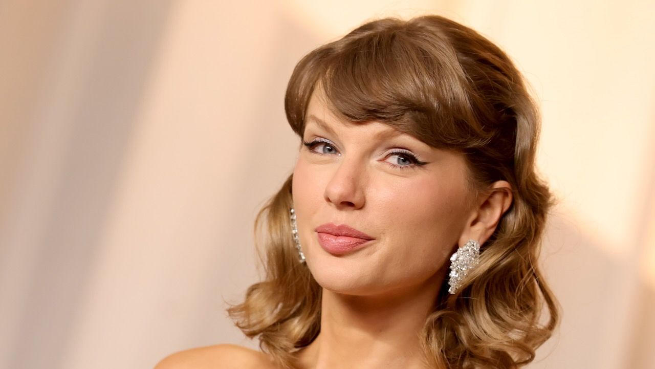 Taylor Swift Makes History as Youngest-Ever Nashville Songwriters Hall of Fame Inductee