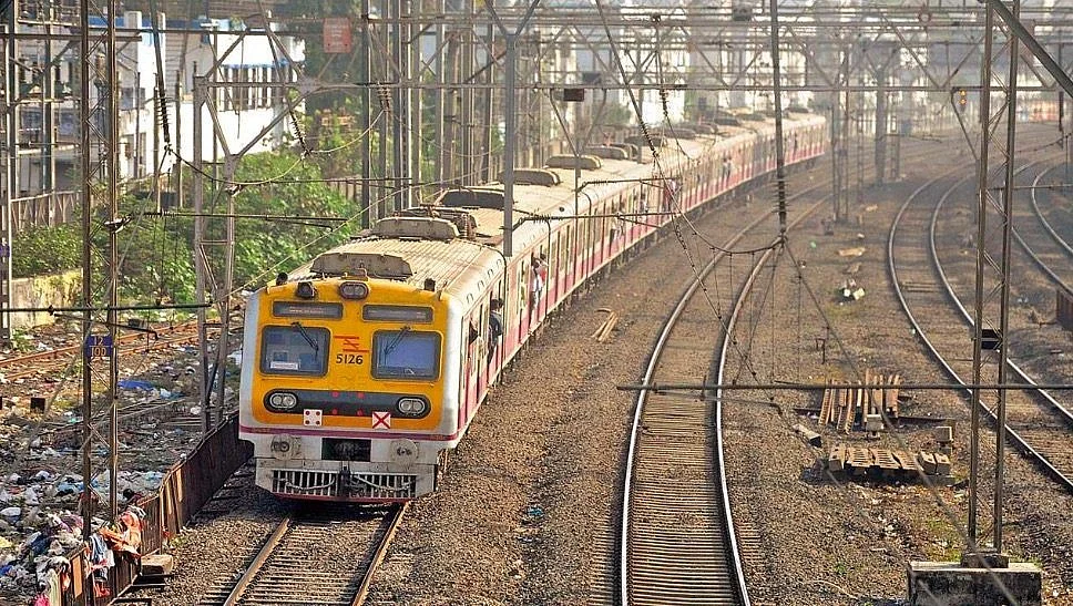 Are Mumbai Local Trains Running Smoothly Today? Services Gradually Return To Normal After 3 Deaths, Over 9 Hours Of Chaos On Central Railway
