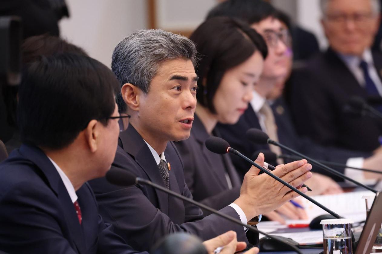 Defense chief heads to Philippines for ASEAN-led defense ministers' meeting