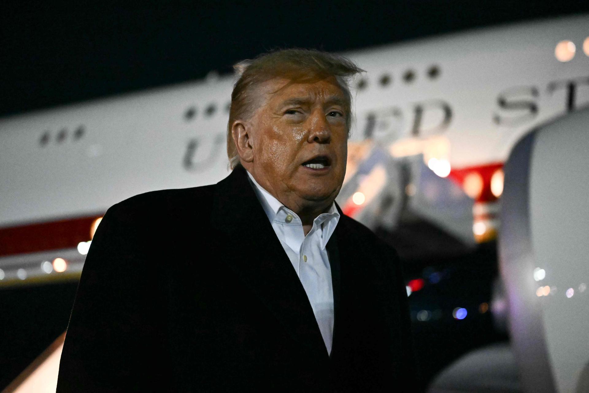 How Trump's 'little detour' to Iran became a roadblock in the midterm elections
