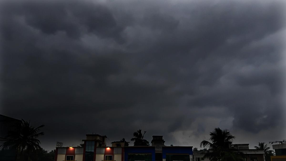 Cyclone Arnab to trigger heavy rains in parts of Jharkhand, government asks districts to remain alert