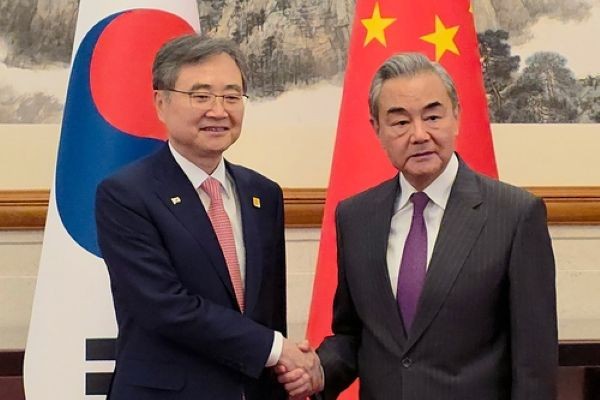 Chinese Foreign Minister Wang Yi to Visit Wednesday