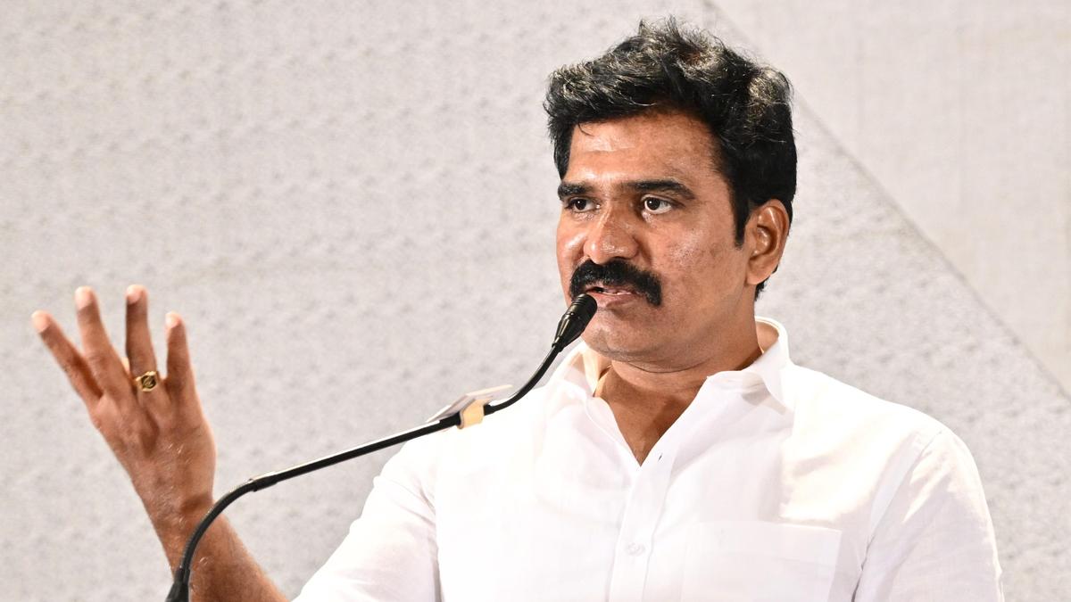 Tamil Nadu Assembly Speaker expunges remarks against Karunanidhi by Law Minister Nirmalkumar
