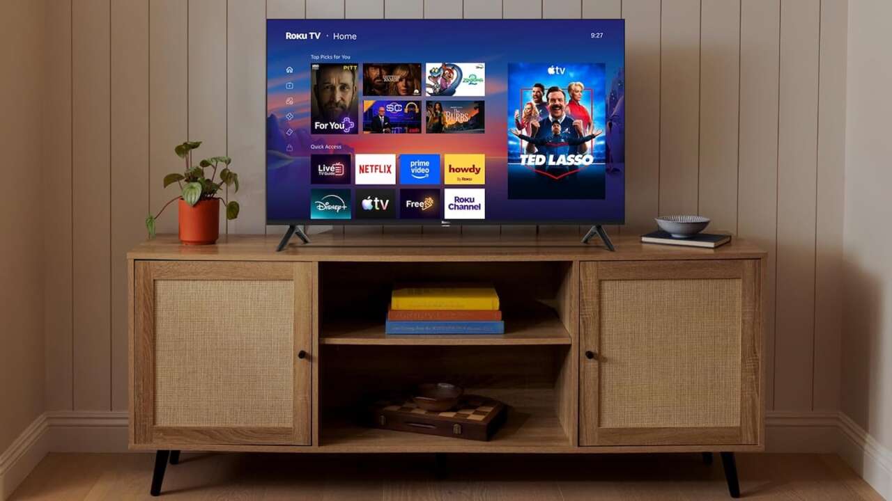 A Home Theater Setup Under $1,000? These 7 Picks Make It Possible
