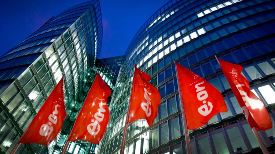 Energy: Debt, Image, Double Structures - Why Eon Wants to Save Now