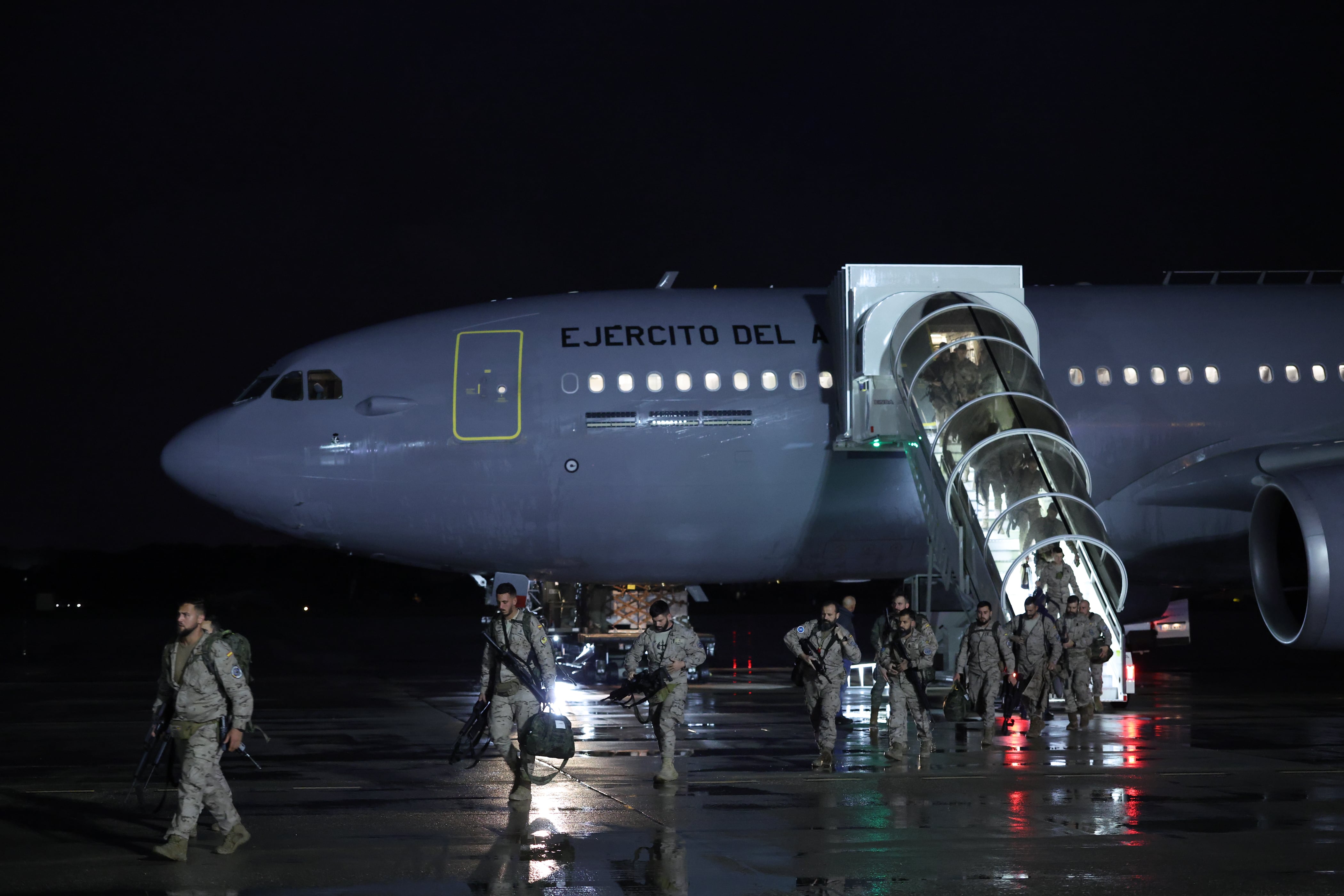 The healthcare of 500,000 military personnel is up in the air as Adeslas and Asisa do not participate in the new agreement
