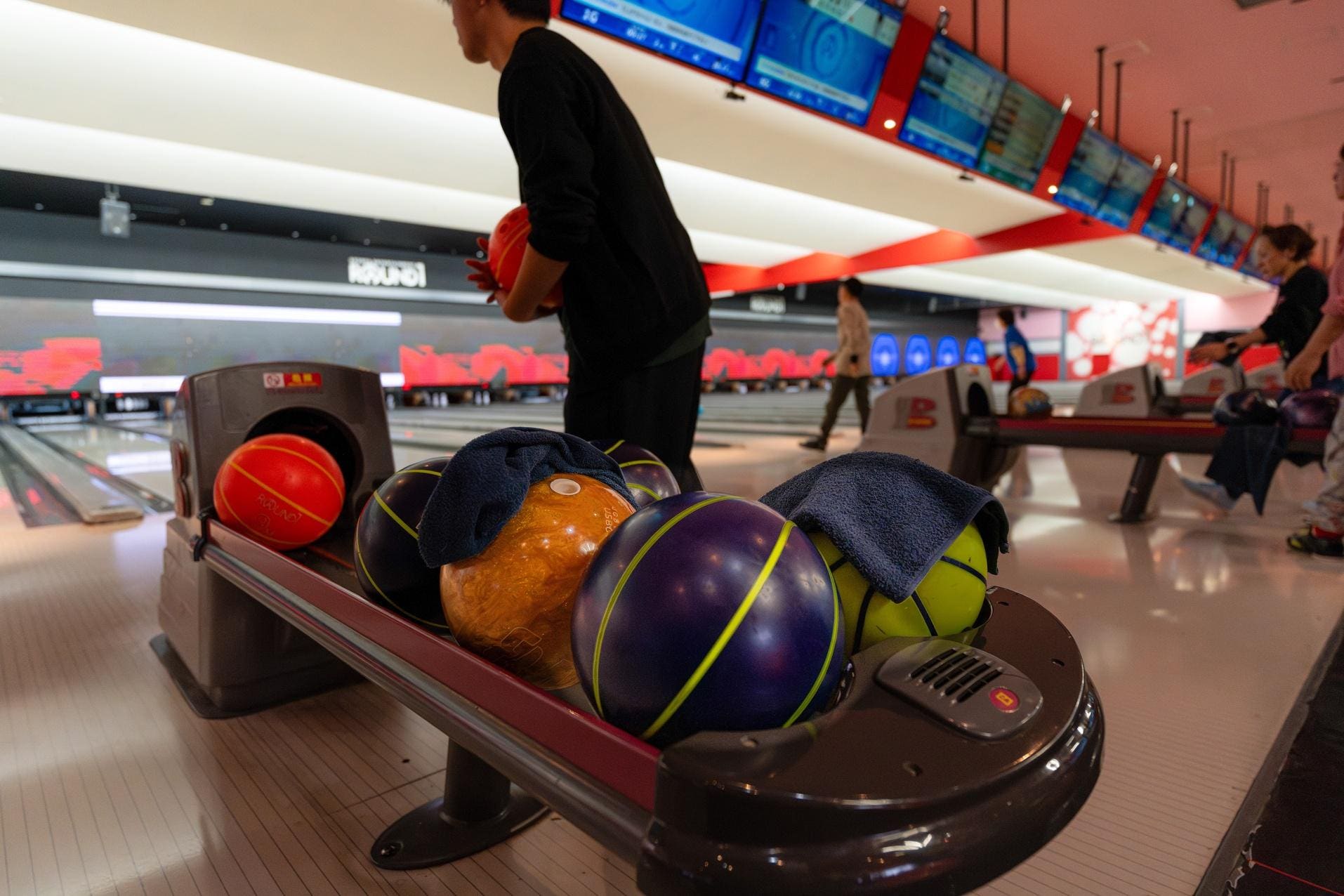 Pro Bowlers Tour Revamps, Expands To 30 Events On Four Networks