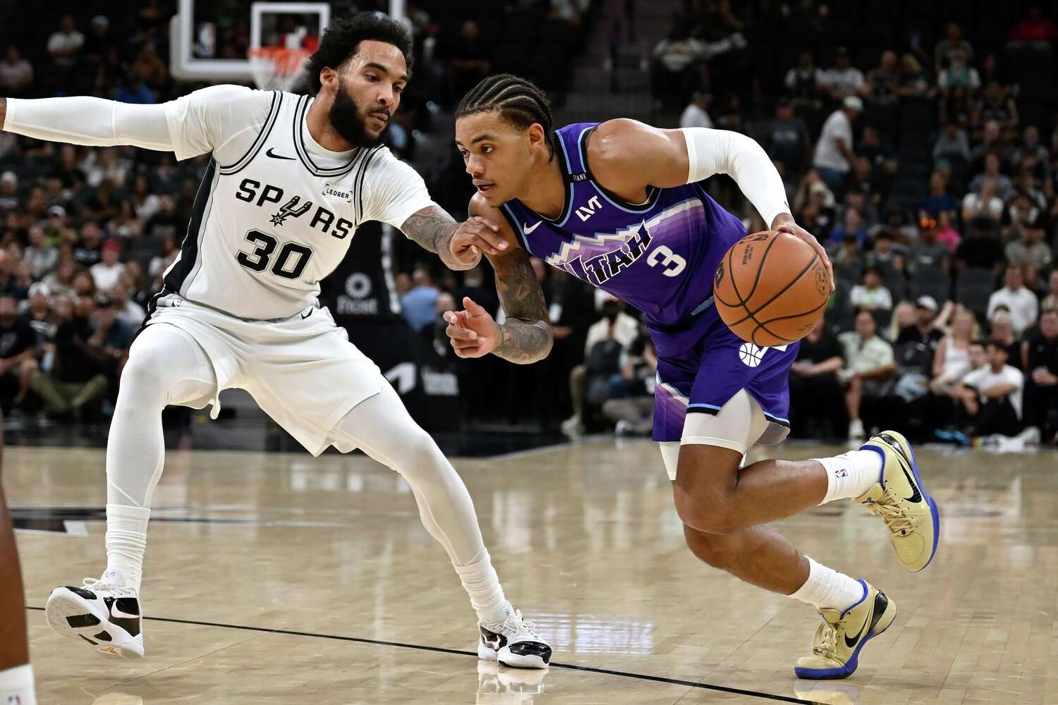 Spurs vs. Jazz: How to watch the game, who's starting, who's out
