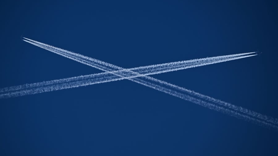 Klimafreundlicheres Fliegen: Mit KI gegen Erderwärmung: Kondensstreifen verhindern