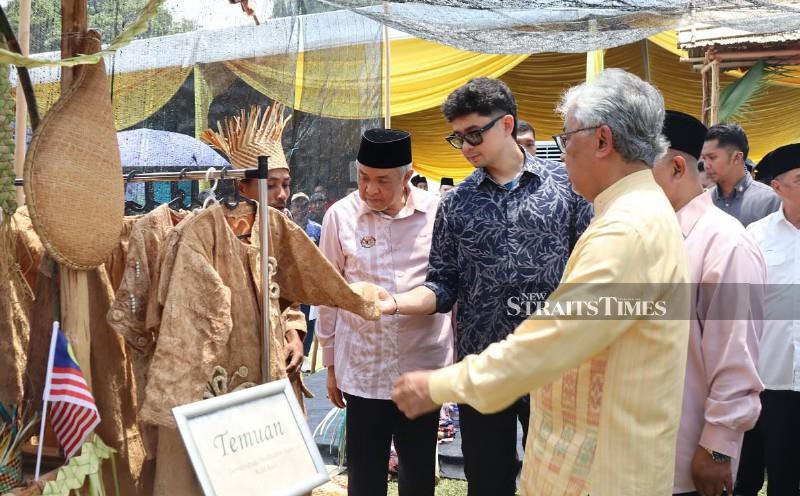 Zahid reaffirms govt commitment to Orang Asli