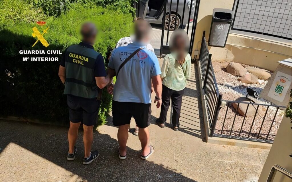 Brit pensioner, 91, isolated in her Costa Blanca home as three Brits tried to manipulate her out of her fortune
