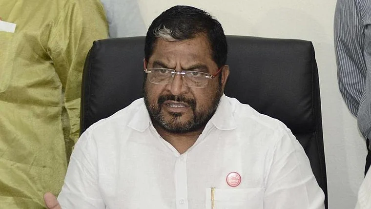 Raju Shetti Demands Scrapping Of Shaktipeeth Expressway, Warns Of Agitation