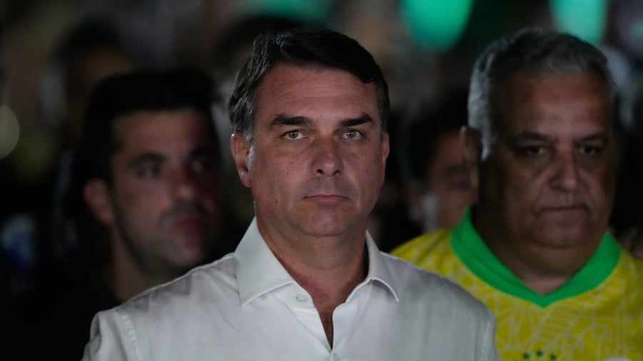 Brazilian Presidential Election: Apparent Defeated Candidate Bolsonaro Flees - US Grants Visa