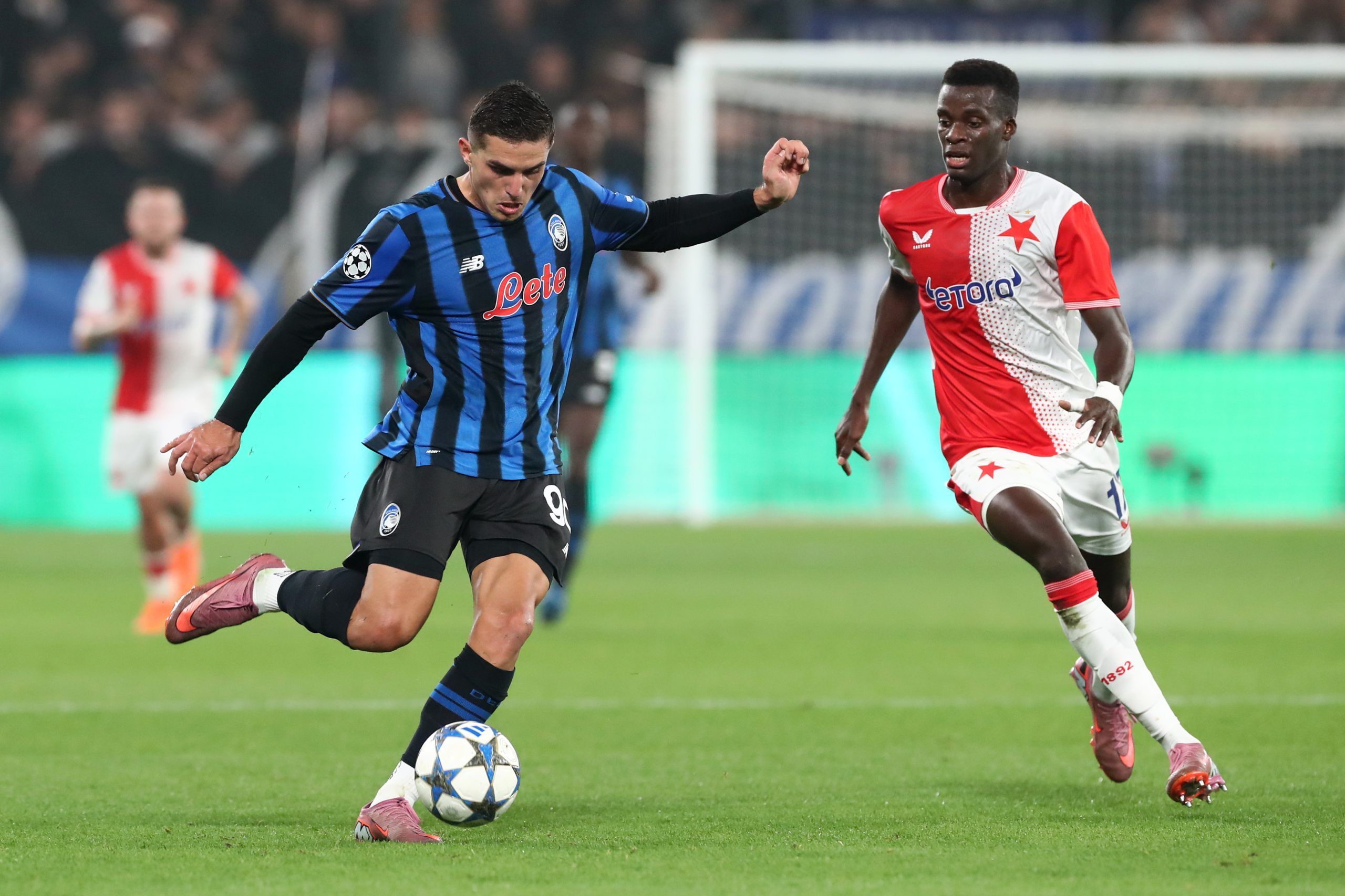 Zulte Waregem add defensive reinforcements from Slavia Prague and Palermo
