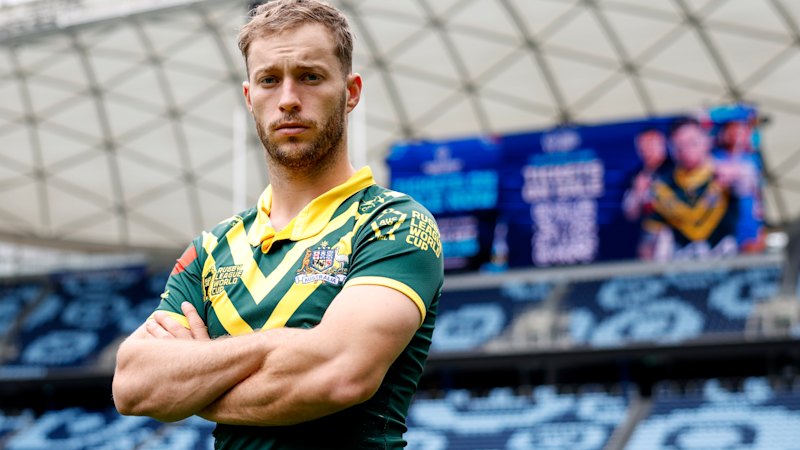 Walker intends to play with Roosters next year despite contract spat